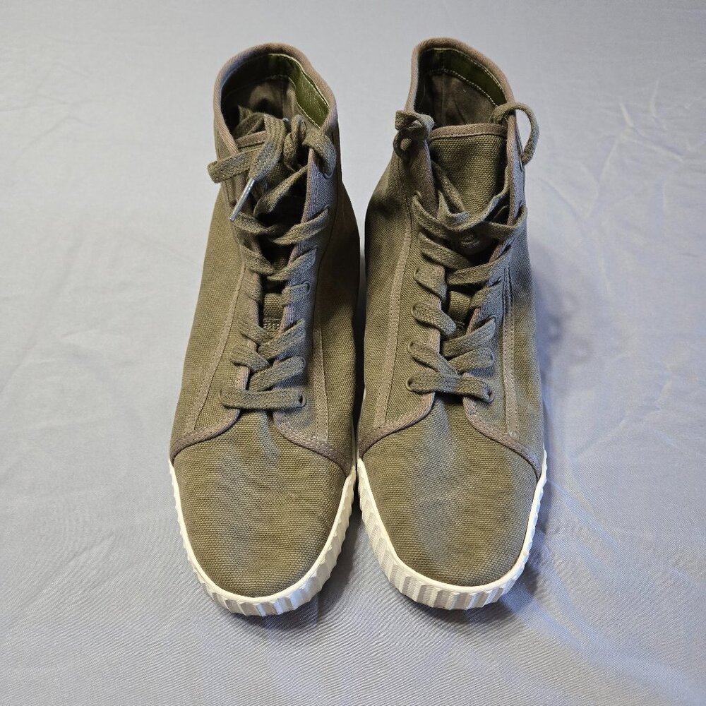 Vince Sz 7 Wolfe Canvas High Top Sneakers